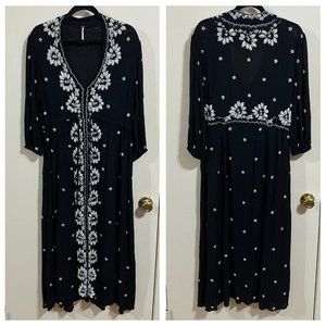 Free People Embroidered Fable Midi Dress Size Medium Black White 3/4 Sleeve